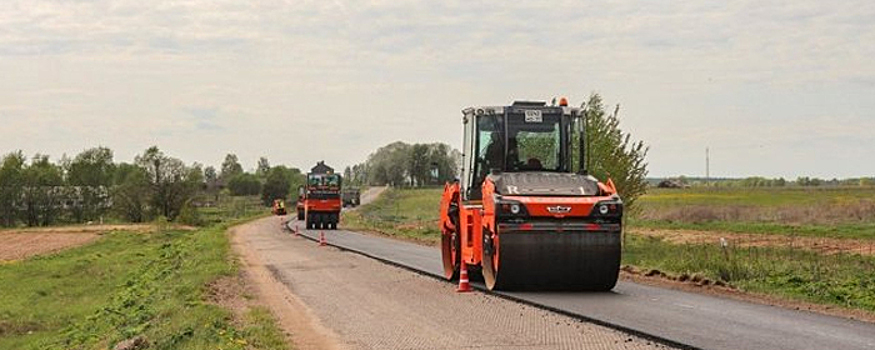 В Тверской области ремонтируют сельские дороги