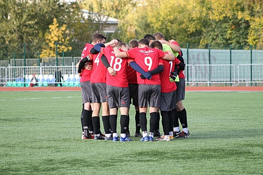 Двуреченский "Металлург" вошел в тройку лидеров областного чемпионата по футболу
