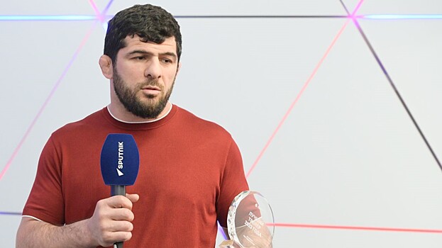Тренер сборной России по вольной борьбе временно отстранен за допинг