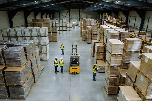 «Диалектик»: в Петербурге сотрудников завода терроризируют за создание профсоюза