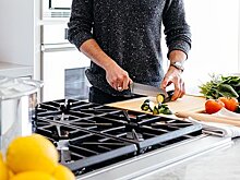 Уролог перечислил россиянам продукты для мужского здоровья