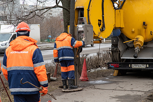 Новый прорыв на теплосети произошел в подмосковном Жуковском. Коммунальщики не могут подать тепло в 10 домов
