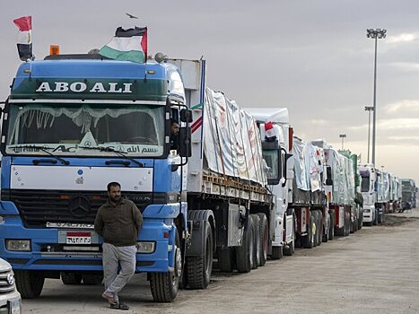 Порядка 10 тыс грузовиков с гумпомощью въехали в Газу с начала эскалации – МО Израиля