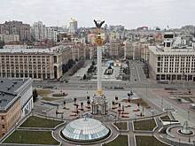 Украина попросила финансовую помощь в других странах на фоне задержек из США