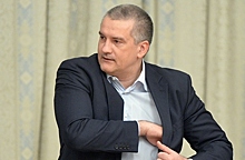 Аксенов решил отправить население Крыма в отпуск до 6 декабря