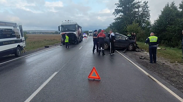 Лобовое столкновение под Нижним Новгородом закончилось смертью