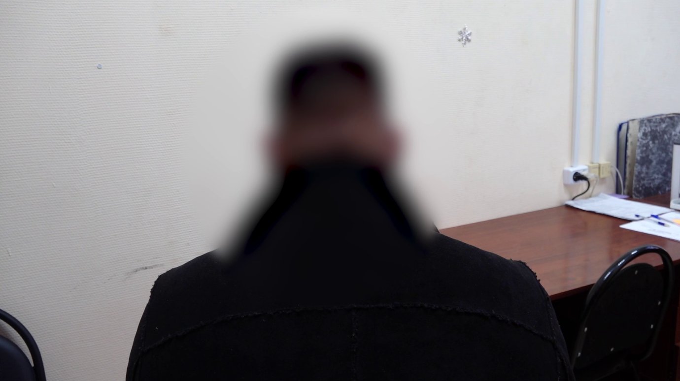 Пензенец снял 1,5 млн рублей с карты умершего москвича