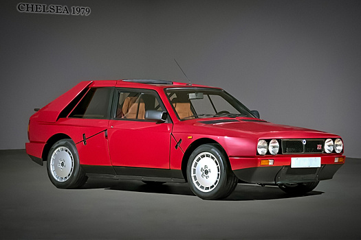 Культовую Lancia продают за 76 миллионов рублей