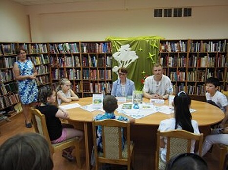 Белорусские писатели стали гостями местной библиотеки