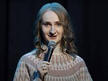 Популярная российская юмористка раскрыла реакцию очень взрослого иностранца на ее шутки