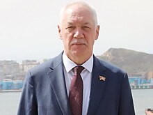Председатель Думы Владивостока Андрей Брик поздравляет с Днем образования Приморского края