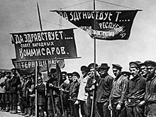«Триумфальное шествие советской власти», или «Украинская национальная революция». Мифы и реалии