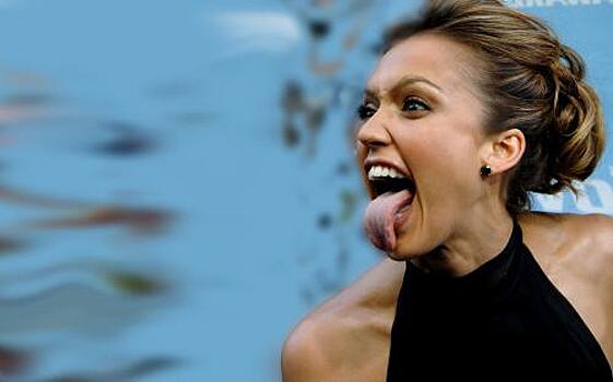 Эксперты рассказали, как распознать рак языка на ранних стадиях