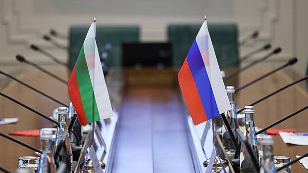 СМИ: Болгария официально прекратила импорт российской нефти