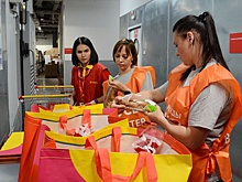 На Кубани торговая сеть начала раздавать лишние продукты питания неимущим