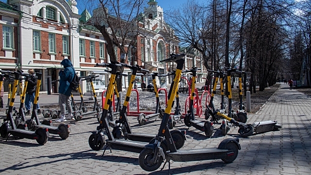 Самокаты в Екатеринбурге: правила хорошего тона и наказания