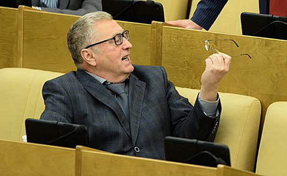 Жириновский обещает не выводить ЛДПР на Болотную площадь
