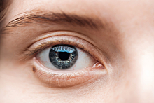 Двоение в глазах назвали признаком рассеянного склероза