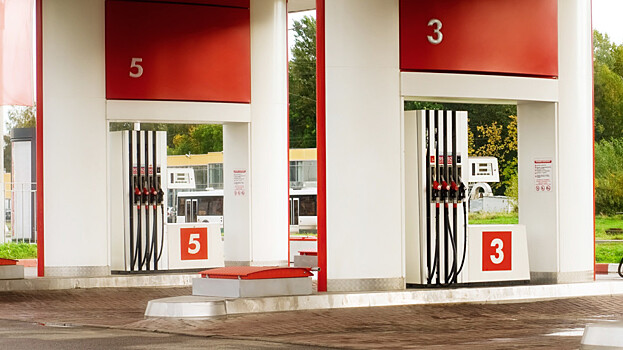 Бензин продолжает дорожать