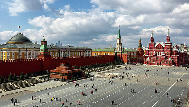 В полиции объяснили перекрытие Красной площади