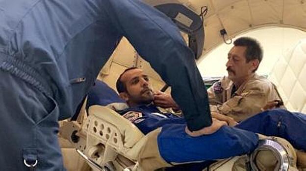 Испытания на центрифуге в России прошли космонавты из ОАЭ