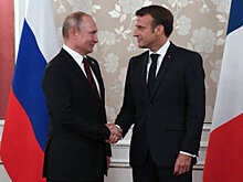 Путин и Медведев оценили новый волейбольный комплекс