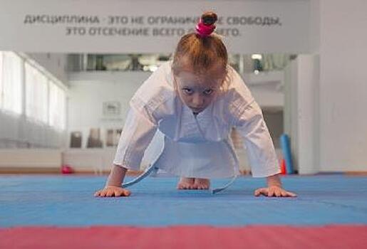 Побить рекорд России намерена юная каратистка из Тюмени