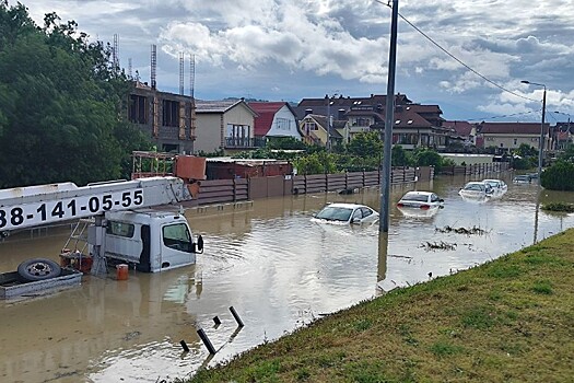 Штормовое предупреждение на Кубани: грозы с градом и смерчи в море