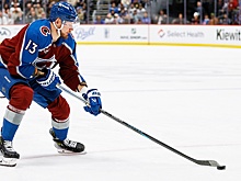 Хоккеист "Колорадо" Ничушкин попал в ДТП и пропустил матч с "Вашингтоном"