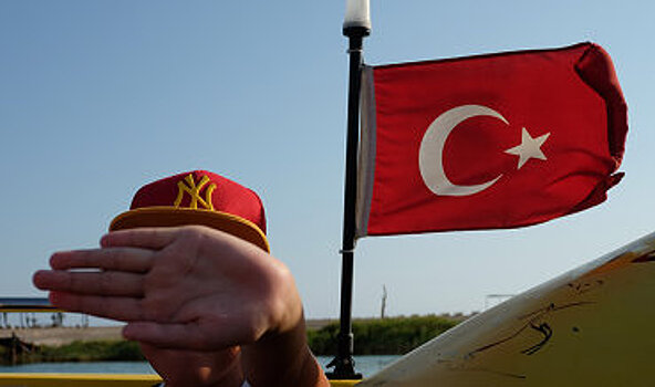 Турция пока не смогла восстановить въездной турпоток 2014 года