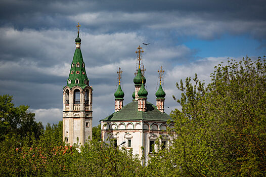 Российские древности: церковь Святой Троицы в Серпухове