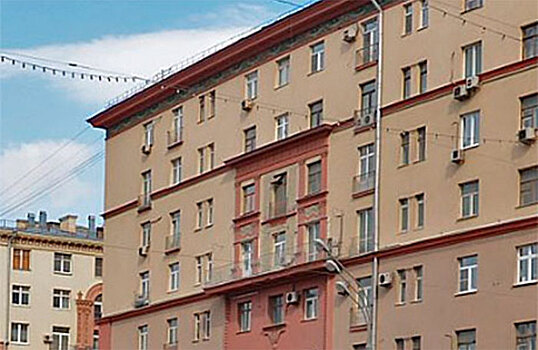 Москвичке срезали балкон, чтобы не портить вид во время ЧМ