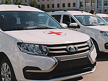 Кировские больницы получили шесть новых машин скорой помощи