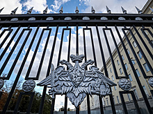 «Никто не мог дотянуться до этих денег». Как бизнесу получить долги с Минобороны?