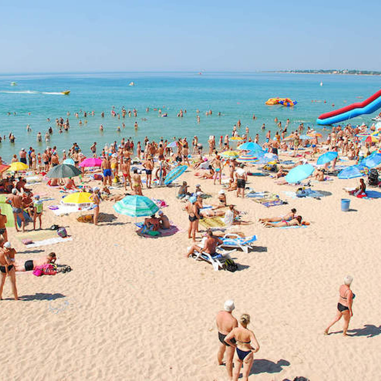 без трусов на пляже Трусы, плавки или шорты. Что надеть русскому мужчине на пляж? -  Рамблер/развлечения и отдых