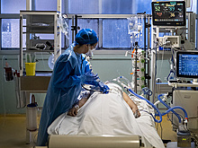 Пятая коронавирусная волна во Франции: на что делает ставку правительство