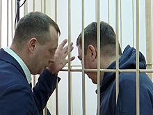 Экс-главу и управленцев новосибирского "Спецавтохозяйства" осудили за растрату
