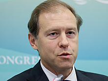 Мантуров заявил, что параллельный импорт в России будет продлен на 2023 год
