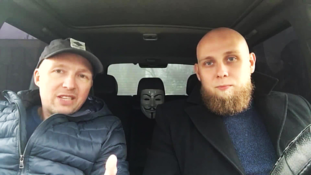 Видео: новосибирцы выгнали два «Лексуса» с парковки для инвалидов
