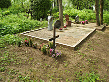 Андрес Тооме: кладбище не следует делить по нацпризнаку