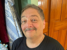 Российский писатель Дмитрий Быков попал в базу международного розыска