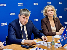 Спикер ЗС Калининградской области Андрей Кропоткин обсудил с коллегами по «ЕР» планы на ближайшее время