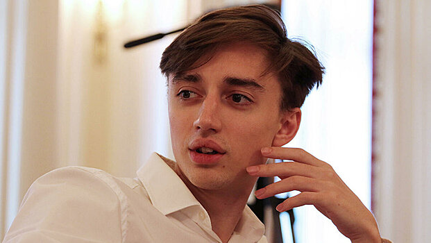 Кубок мира. 1/16 финала. Дубов играет вторую партию с Прагнанандхой, Есипенко – с Каймером, Гребнев – с Вашье-Лагравом