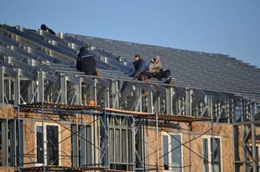 Успеть до зимы. Почему переселенцы массово продают квартиры?