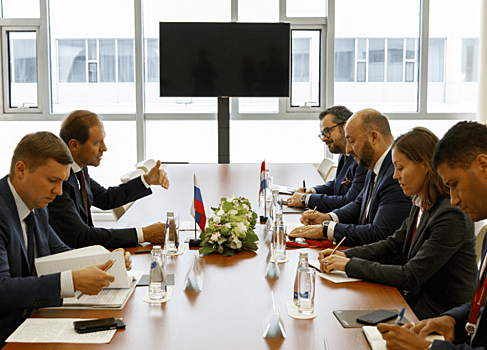Денис Мантуров обсудил развитие российско-люксембургского сотрудничества