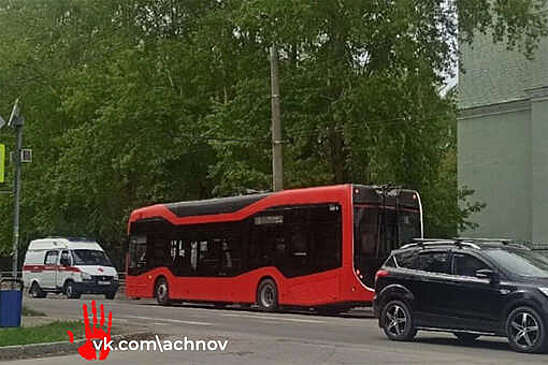 В Челябинске пенсионерка пострадала из-за девушки, перебегавшей дорогу