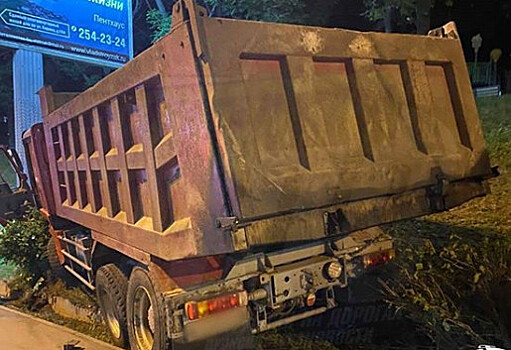 Новое ДТП с участием самосвала во Владивостоке: опять отказали тормоза