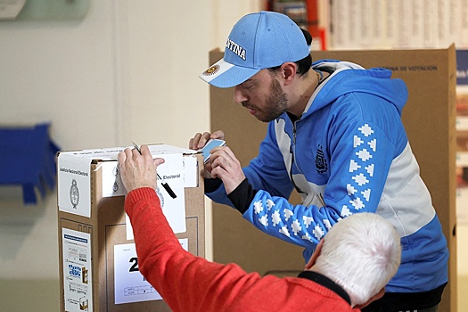 Промежуточные парламентские выборы в Аргентине решат судьбу Милея