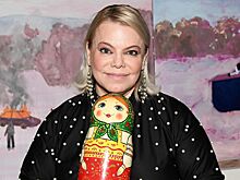 Поплавская пригрозила уехать из России в случае возращения Урганта на ТВ