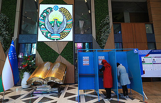 Граждане Узбекистана активно голосуют на президентских выборах